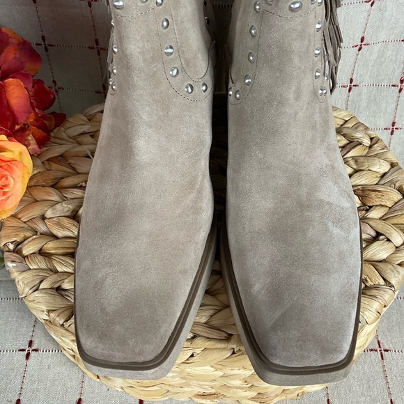 Sam Edelman “Bernie” Fringe Suede Ankle Boots Size 8 Boho Western EUR 38 NWOB - Picture 4 of 9